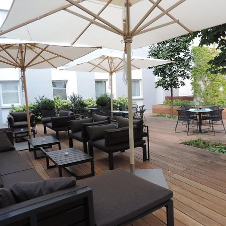 Motel One Nuernberg-Plaerrer ภายนอก รูปภาพ