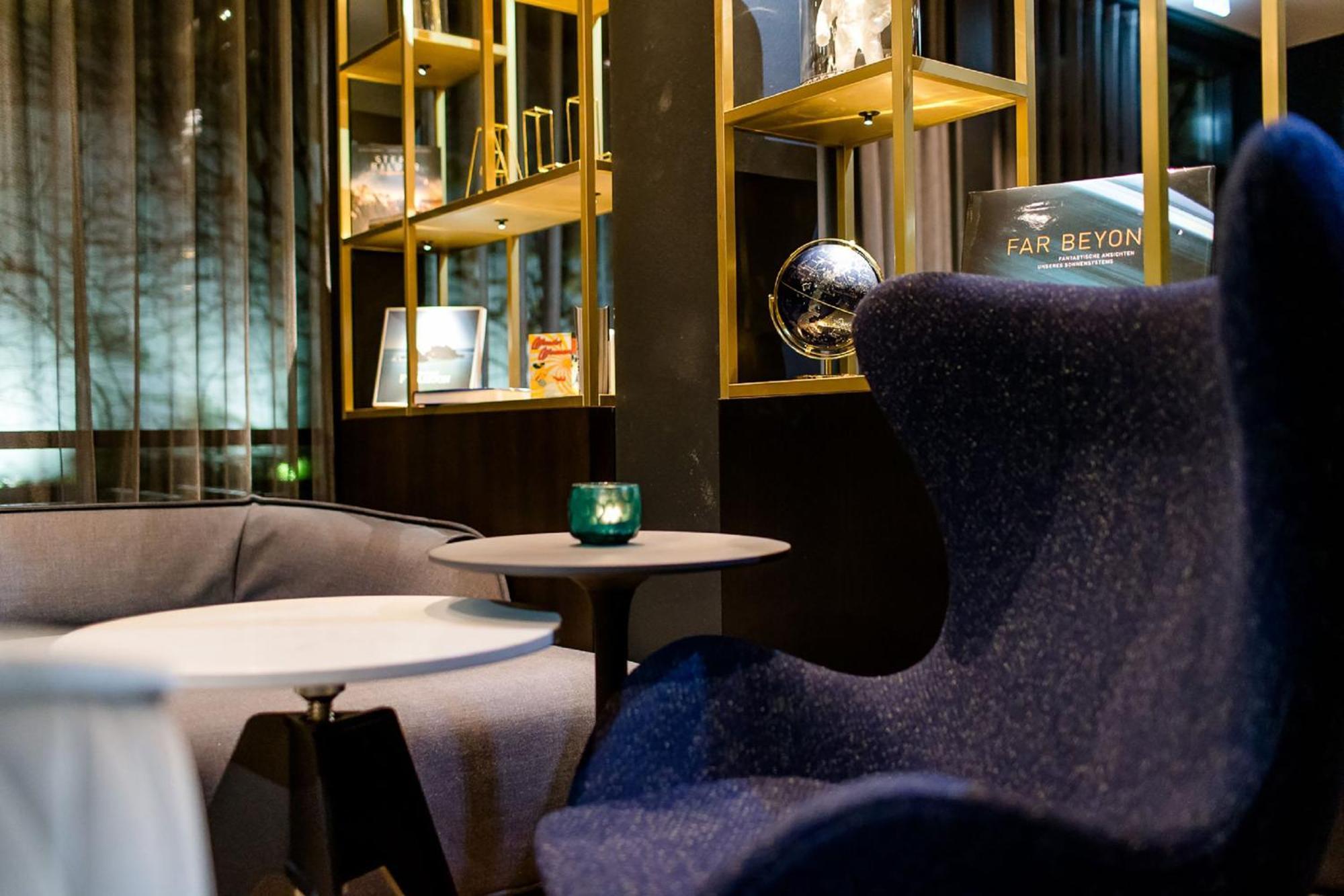 Motel One Nuernberg-Plaerrer ภายนอก รูปภาพ