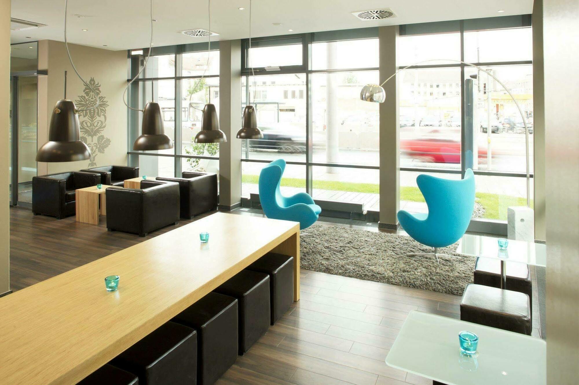 Motel One Nuernberg-Plaerrer ภายนอก รูปภาพ